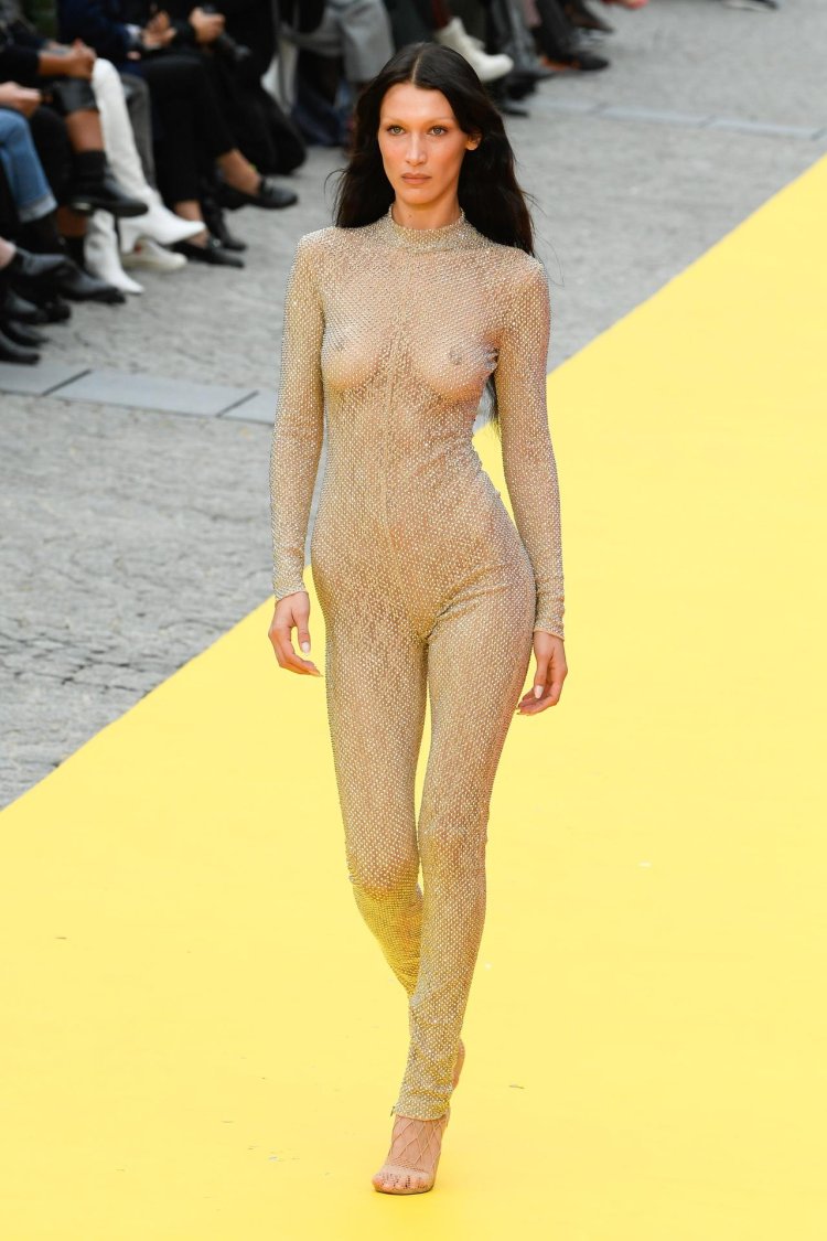 Bella Hadid exposed breasts