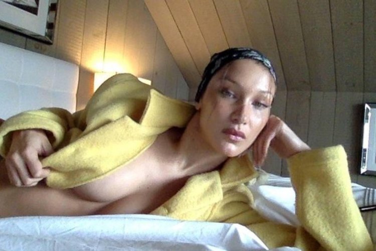 Bella Hadid exposed her chest