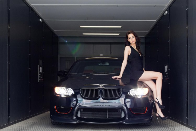 Bmw E60 and Girl