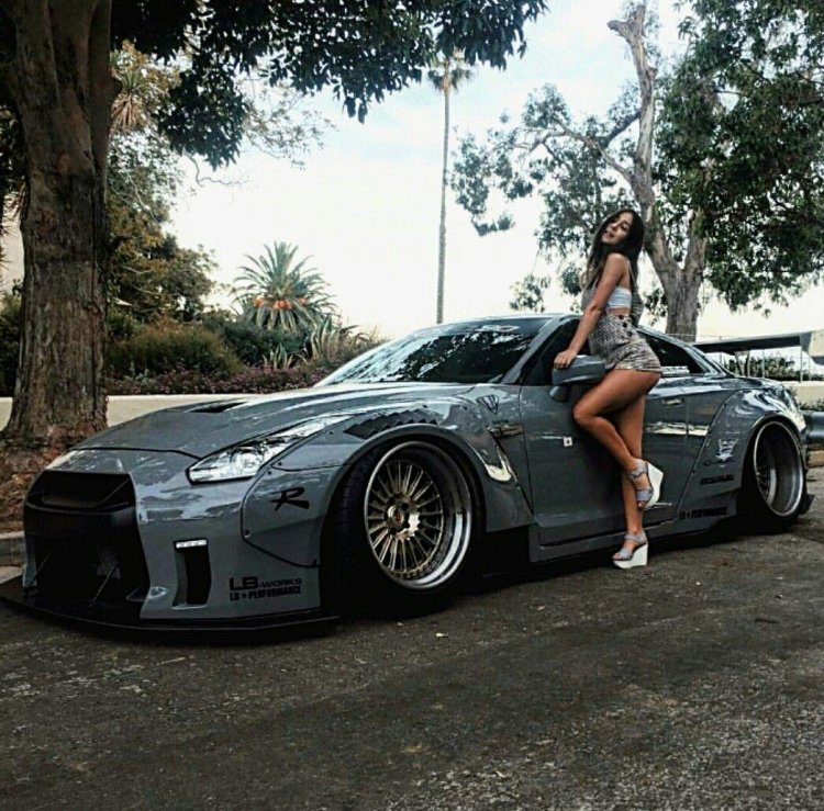 Nissan GT-R R35 with a girl