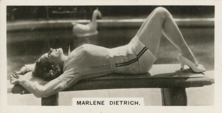 Marlene Dietrich photo
