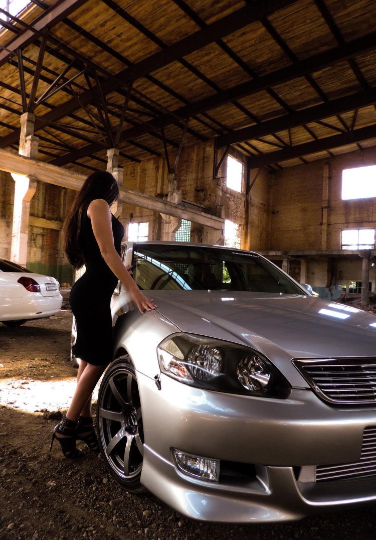 Toyota Mark 2 110 Girls