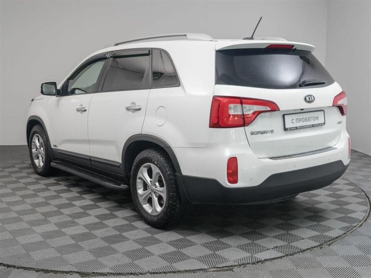 Kia Sorento 2012 - 2021 restyling White