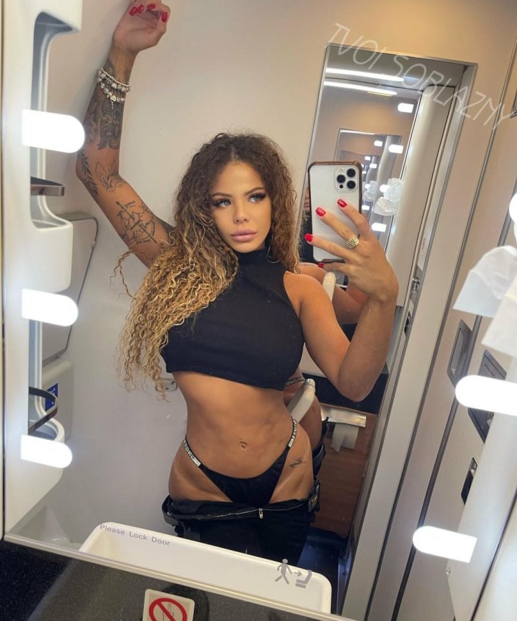 Margarita Larue model