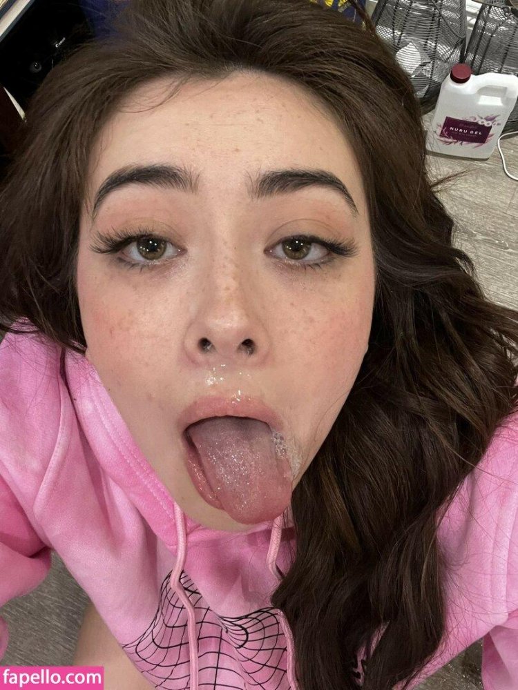 Chloe surreal nude onlyfans