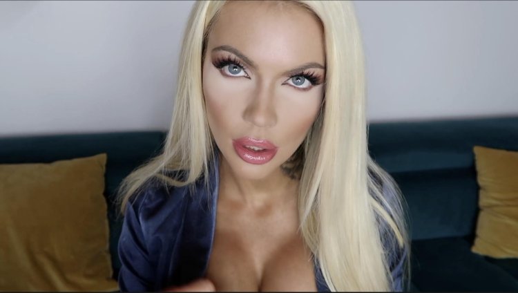 Goddess Harley Lavey