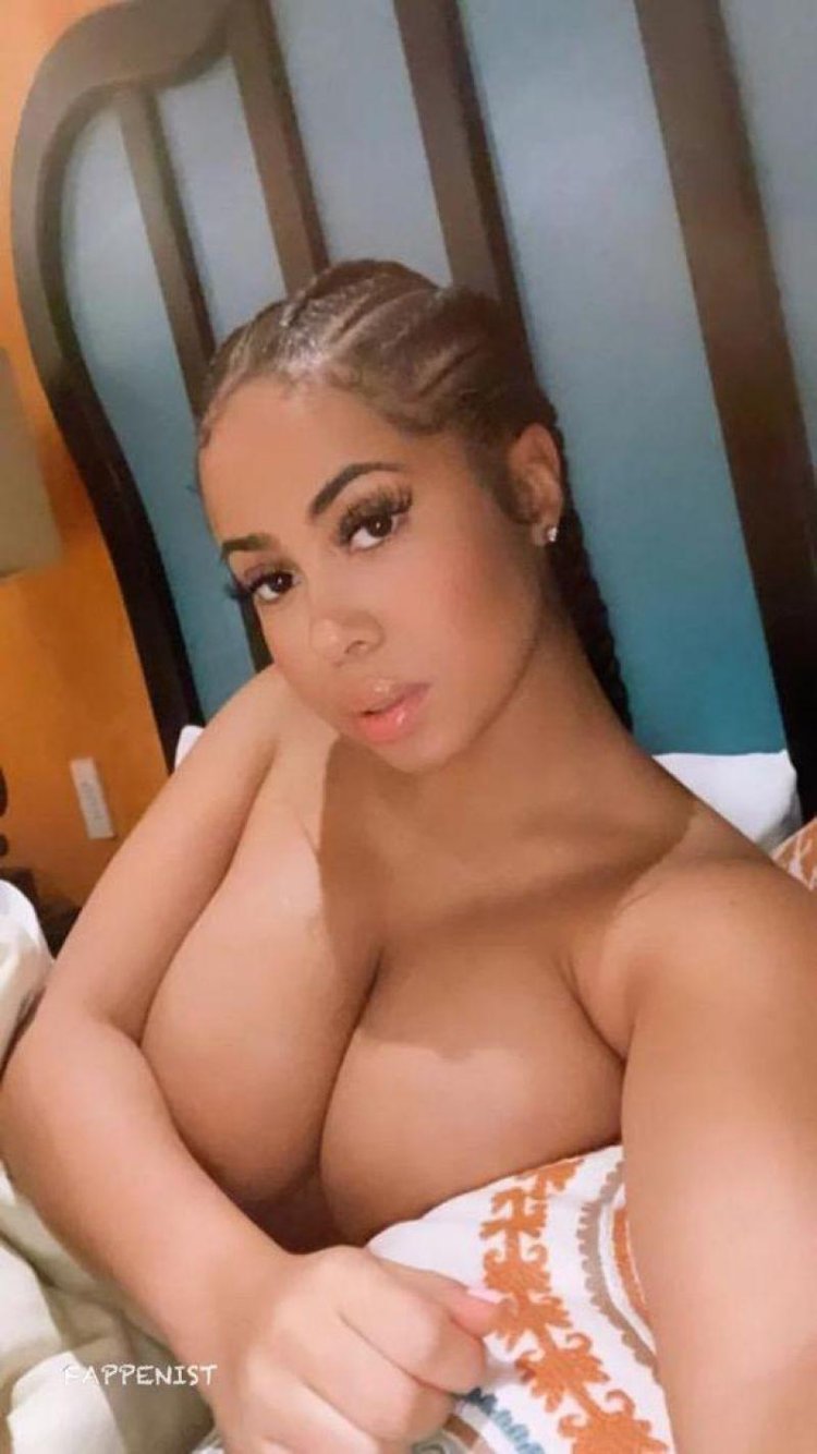 Yasmine lopez naked webcam