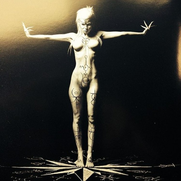 Die antwoord Jolandi Fisser 18