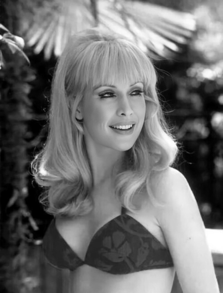Barbara Eden