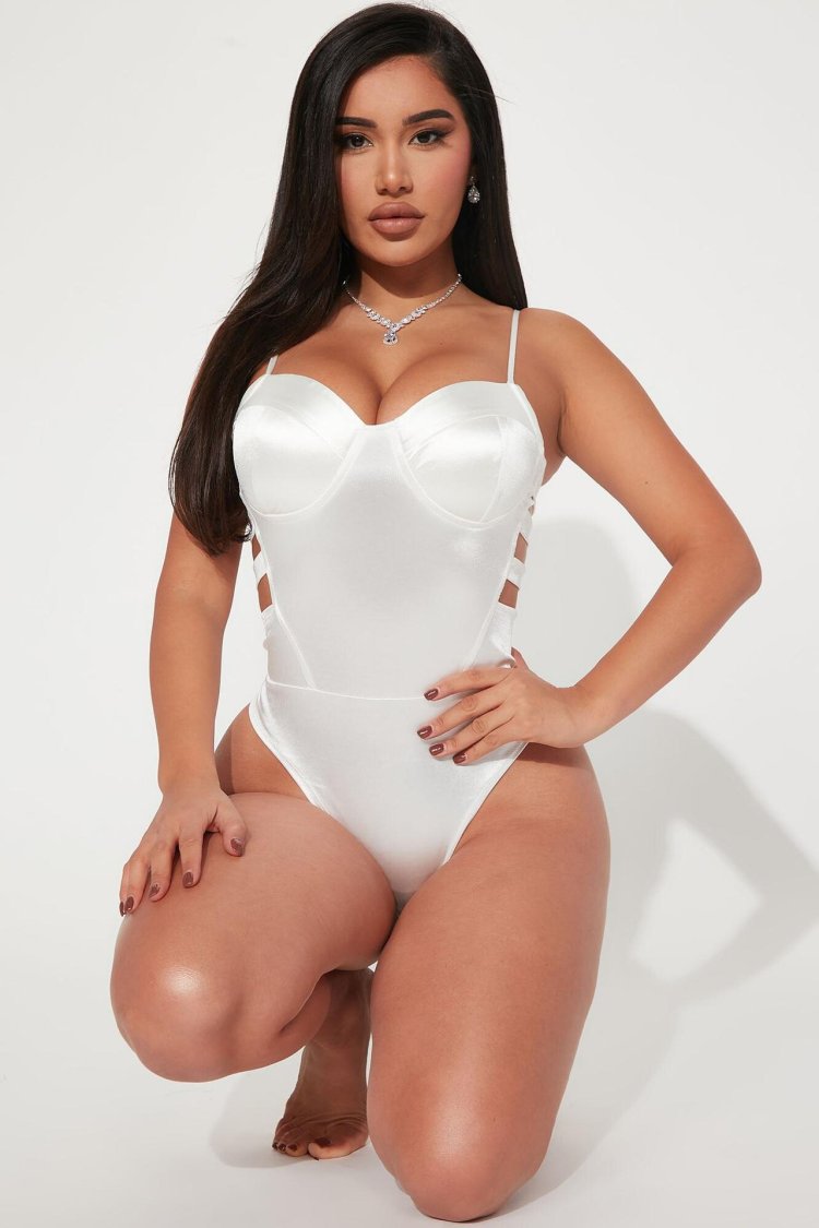 Janet Guzman g String