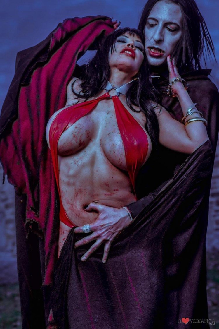 Van Helsing vampires naked