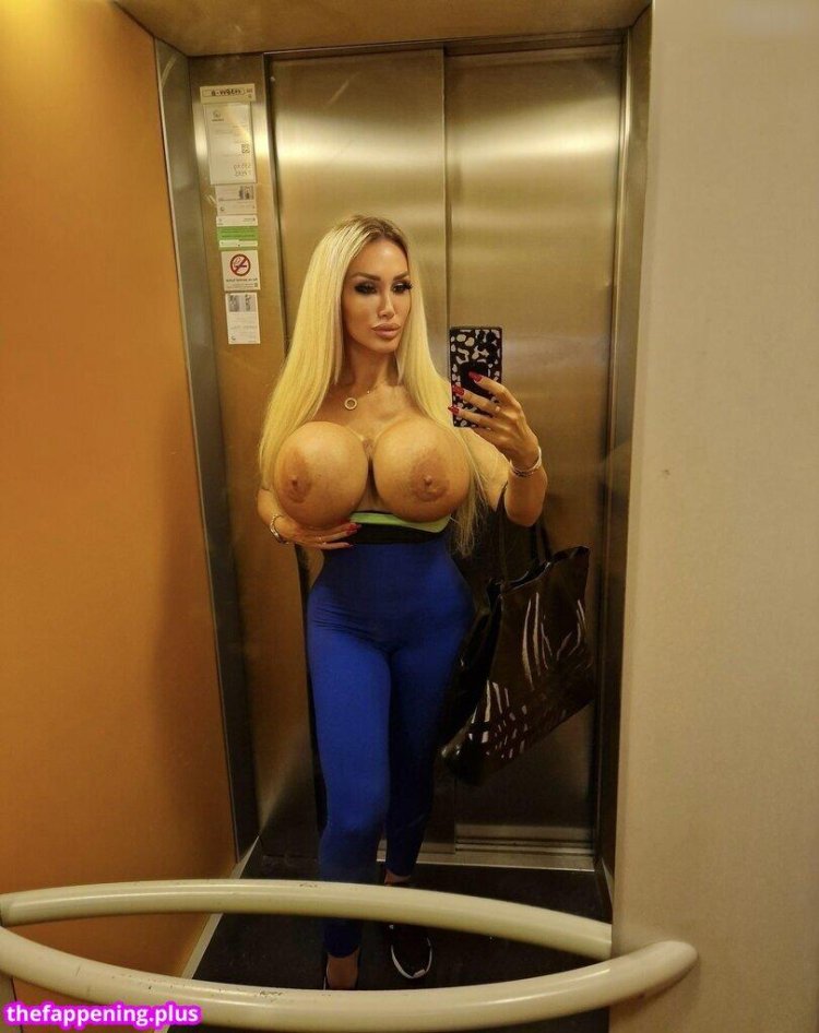 Kristhin Gomez Big Tits