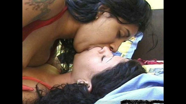 Arabic girls lesbian