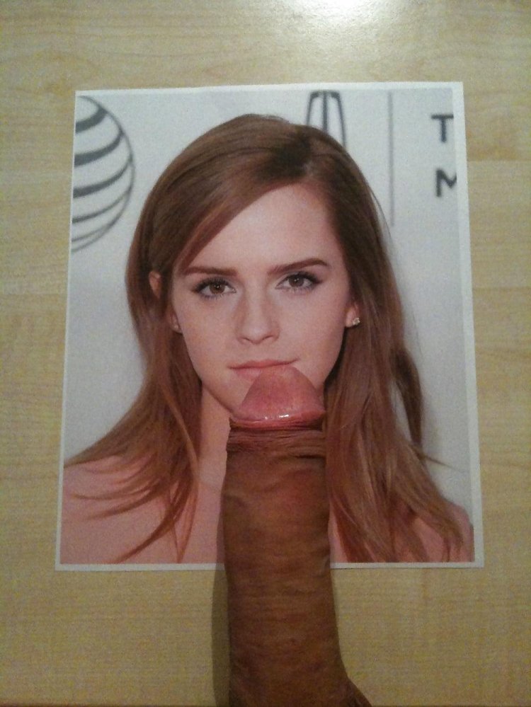 Emma Watson sucks dick