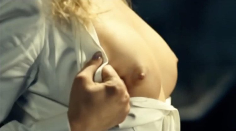 Oksana Akinshina Naked in films