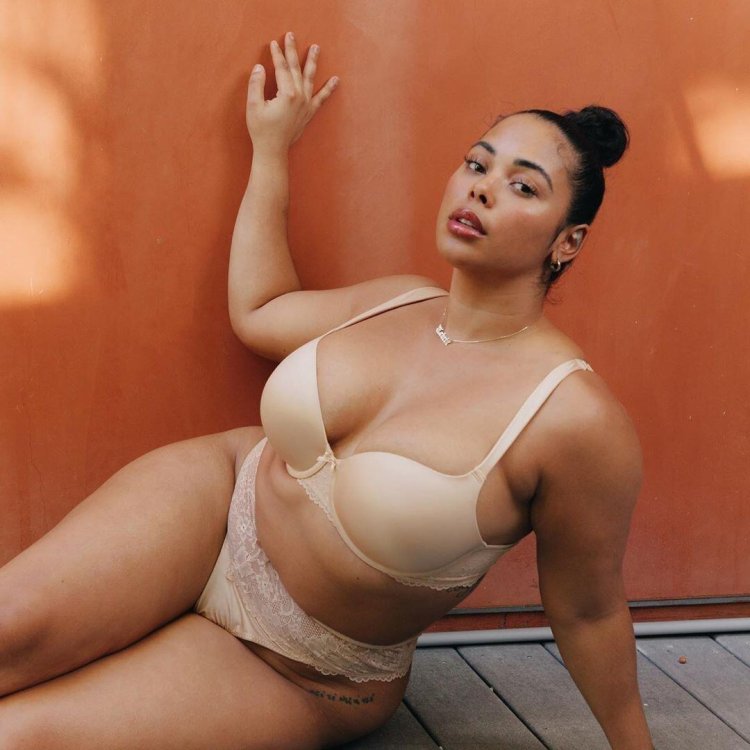 Chloe Marshall Plus Saiz