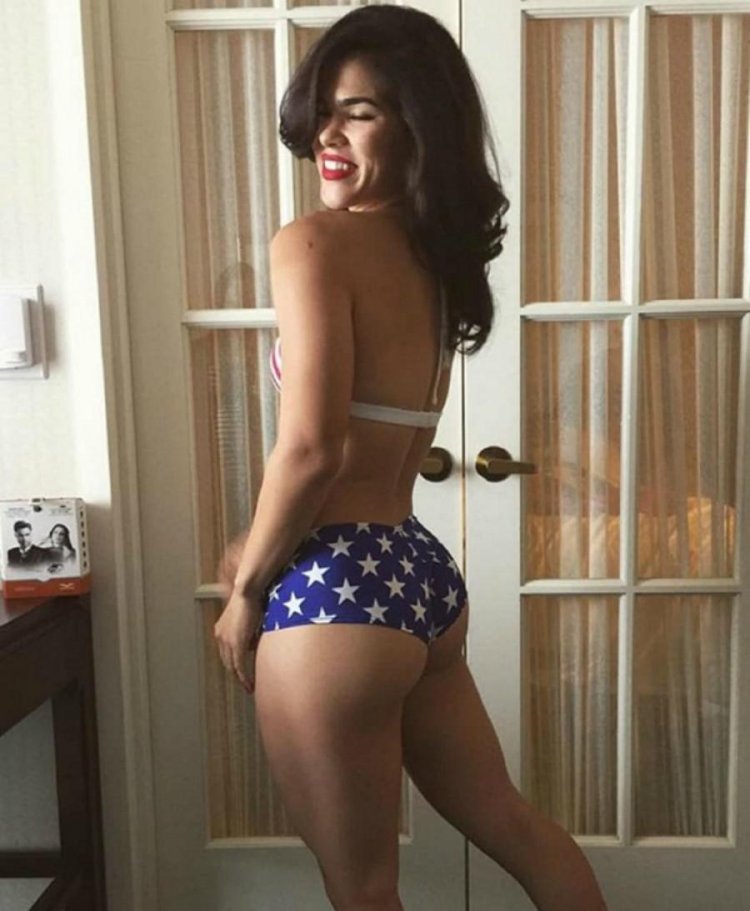 Fighter UFC Rachel Ostovich hot