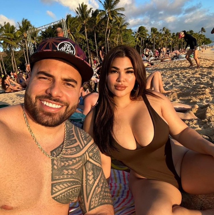 Rachael Ostovich hot