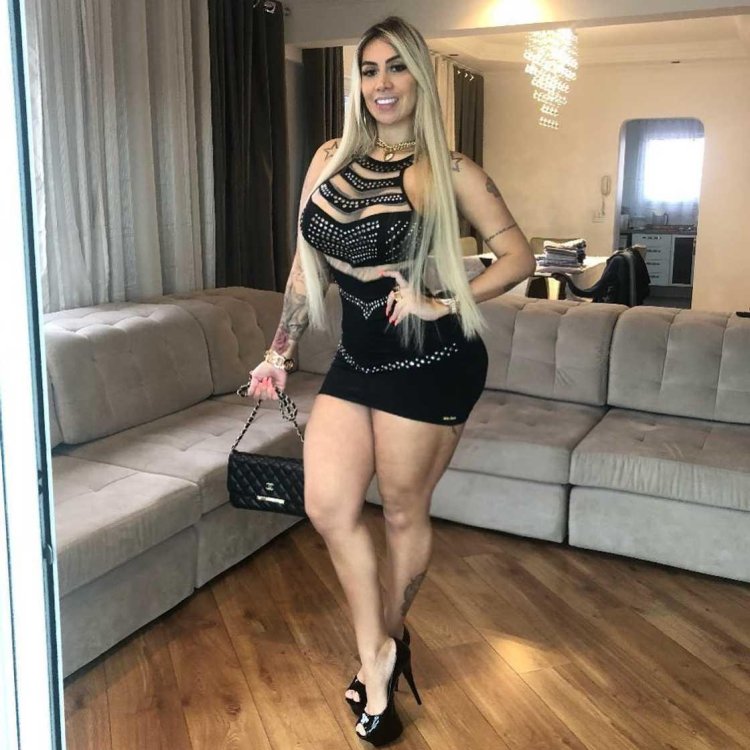 Juju Ferrari private