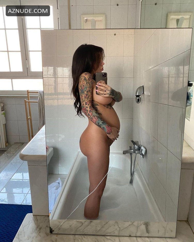 Onlifans Alexis Muchchi naked