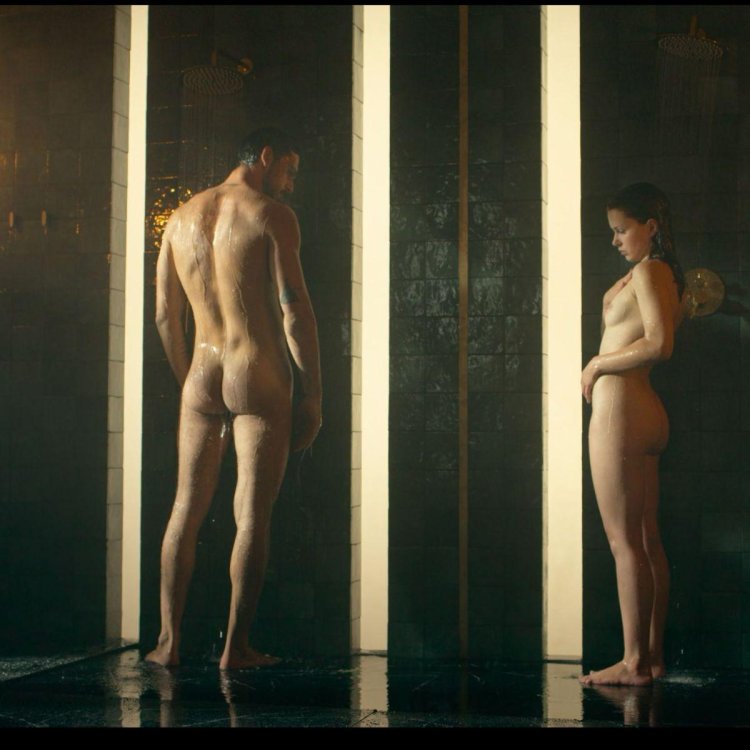 365 days Erotic scenes