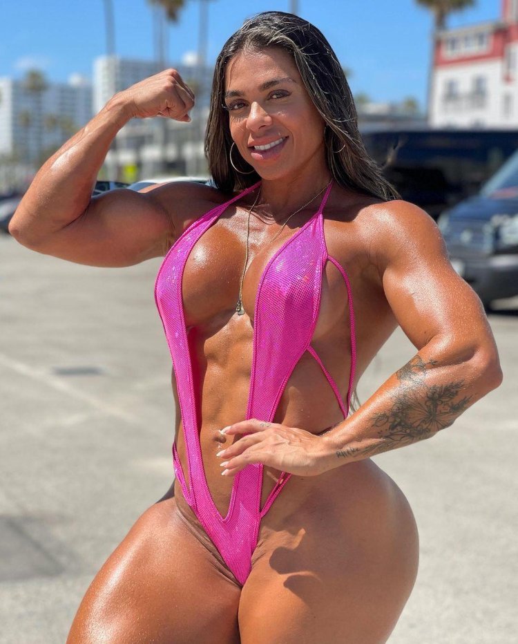 Raphaella fafafitness11