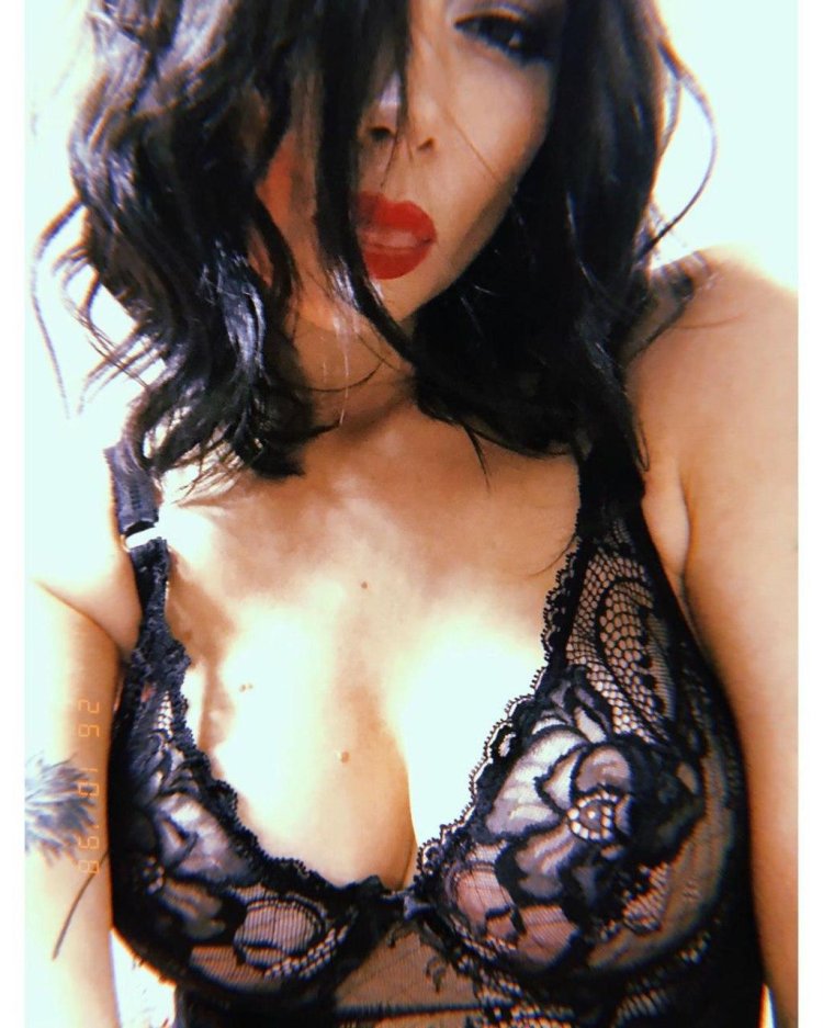 Anastasia Samburskaya Maxim 2020