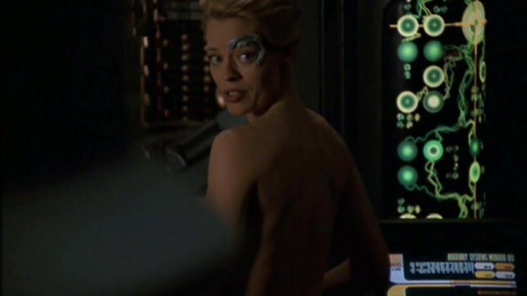 Jeri Ryan Voyageger