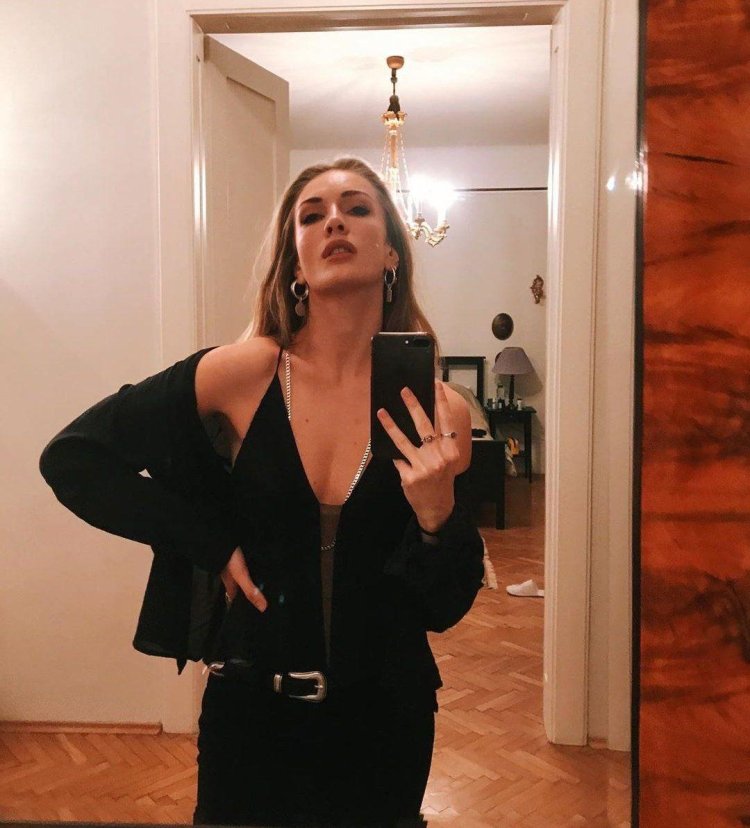 Yasemin Allen Series