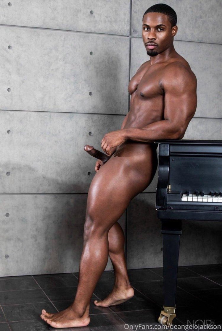 DEANGELO Jackson Instagram