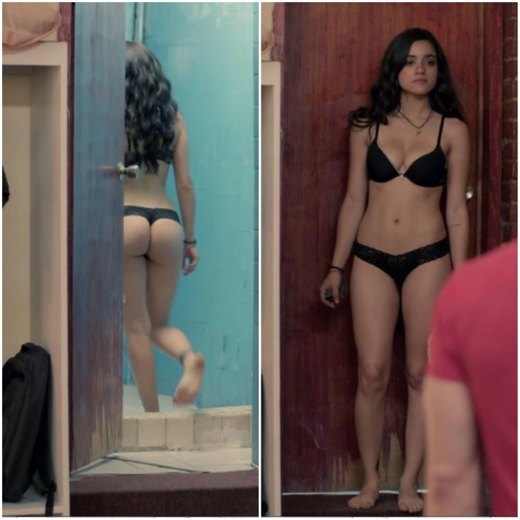 Paulina Gaitan in bikini