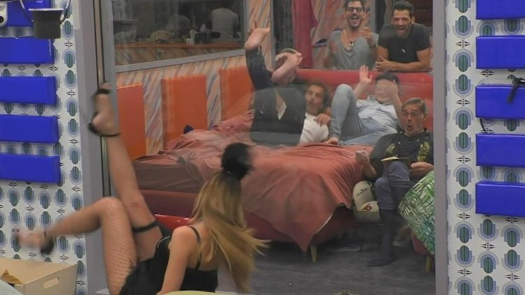 Grand Fratello VIP Blonde