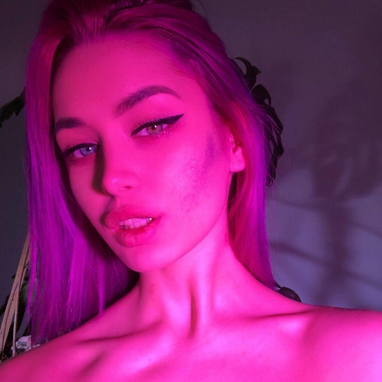 Marayana Batori Oppodced