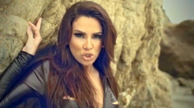 Nayer singer