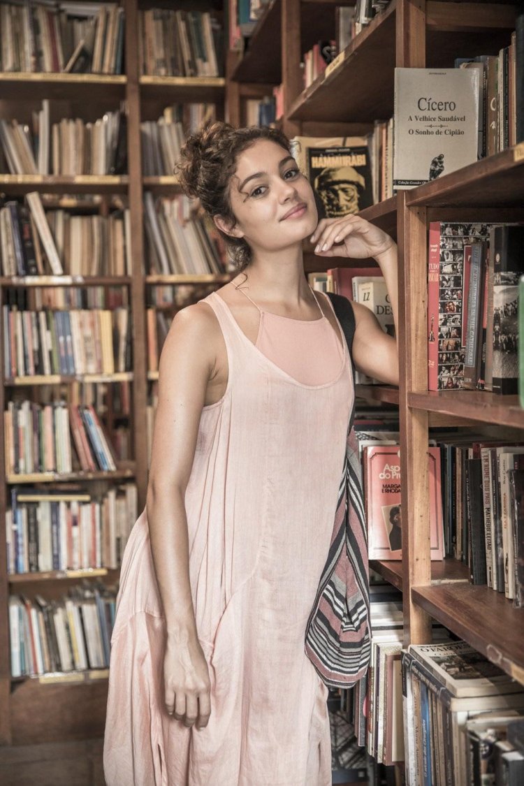 Sophie Charlotte Actress