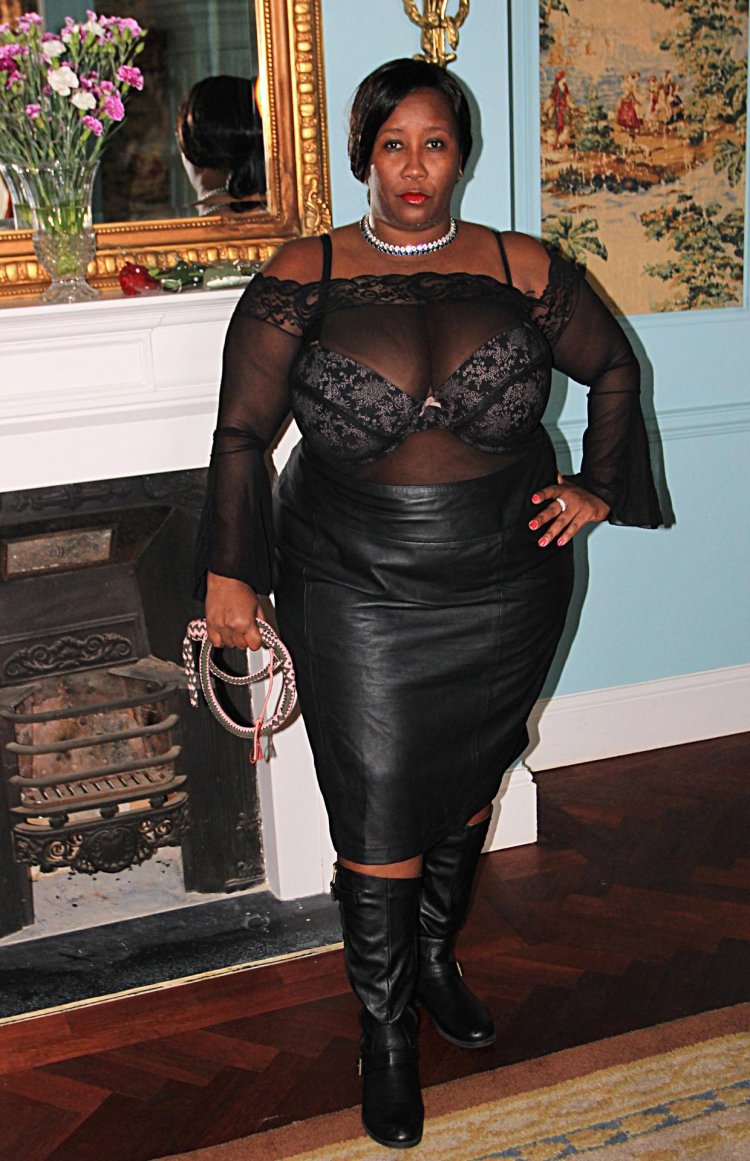 Madame Caramel in Leather