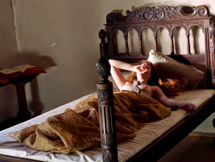 Isolda Dyushauk Bordia Hot