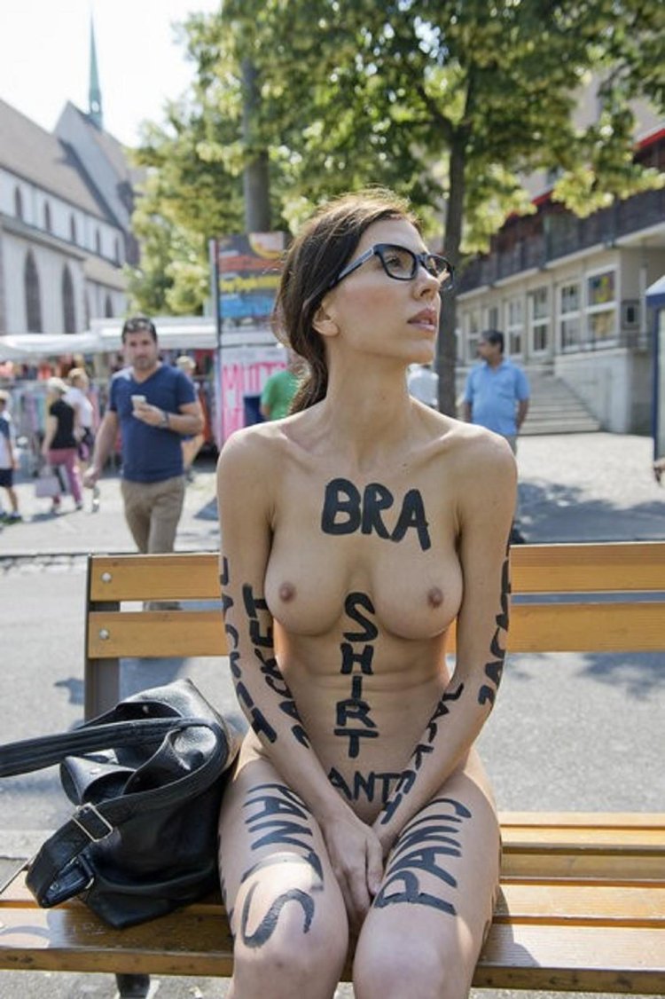 Swedish artist Cute Moire