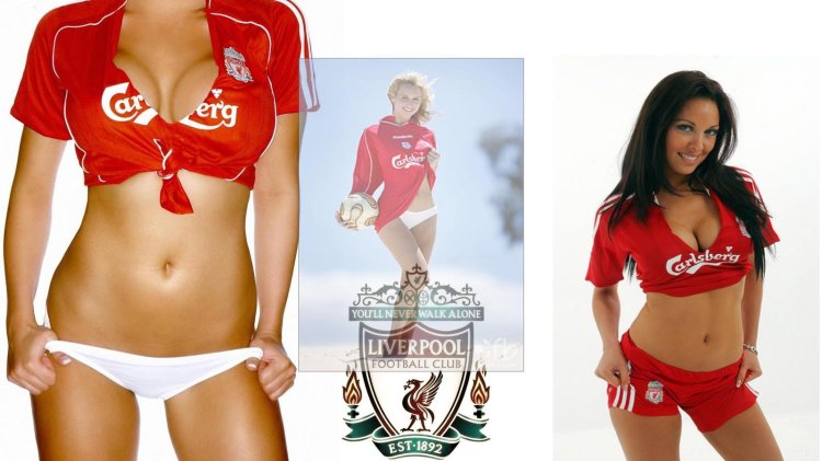Naked fans of FC Liverpool