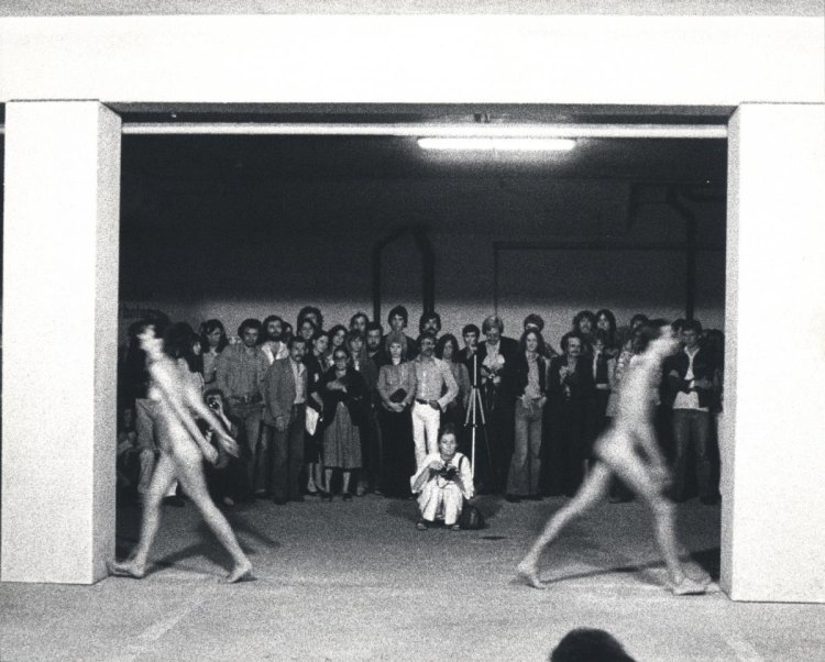 Naked performance men