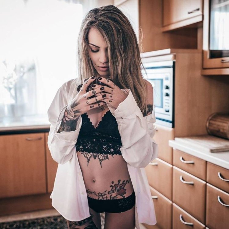 Jackie Janzer Topless