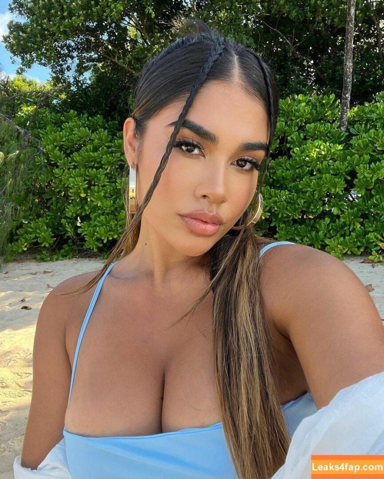 Maria Perez Latin model