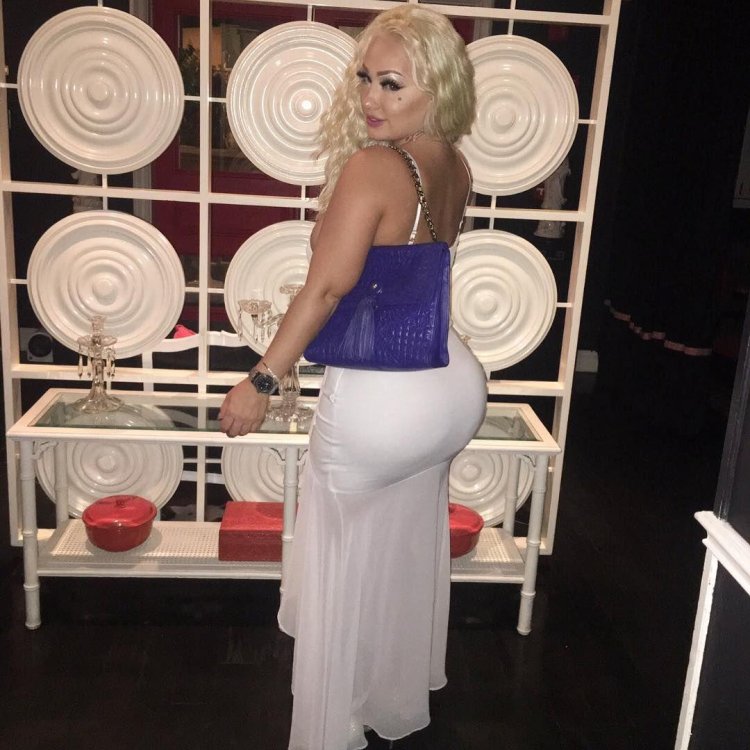 Tanya Lieder in dress