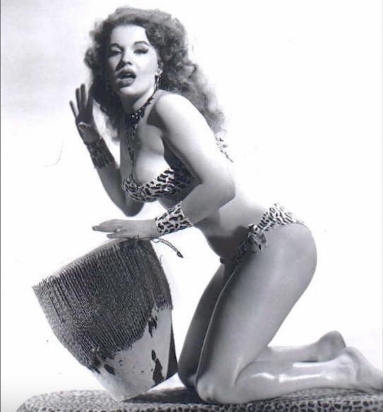 Dorian Dennis Burlesque