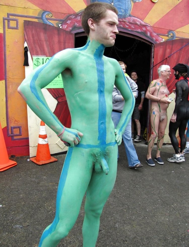 Male bodyar on a naked body