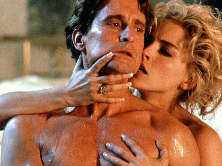 Sharon Stone Main instinct 1992 and Michael Douglas