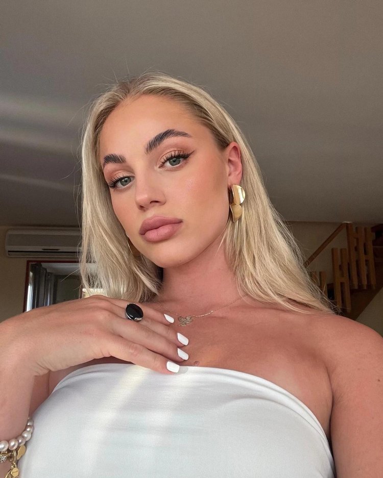 Ana Maria Markovic Goddess