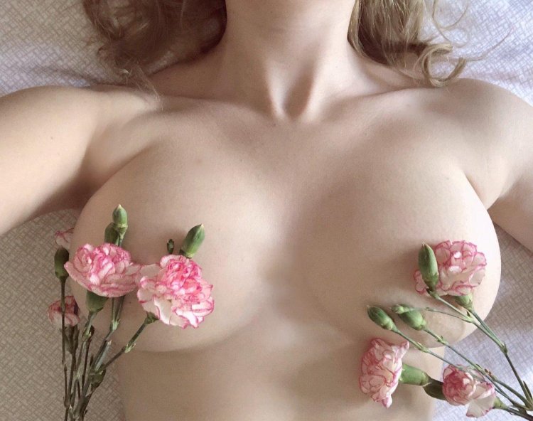 Aesthetic naked breasts