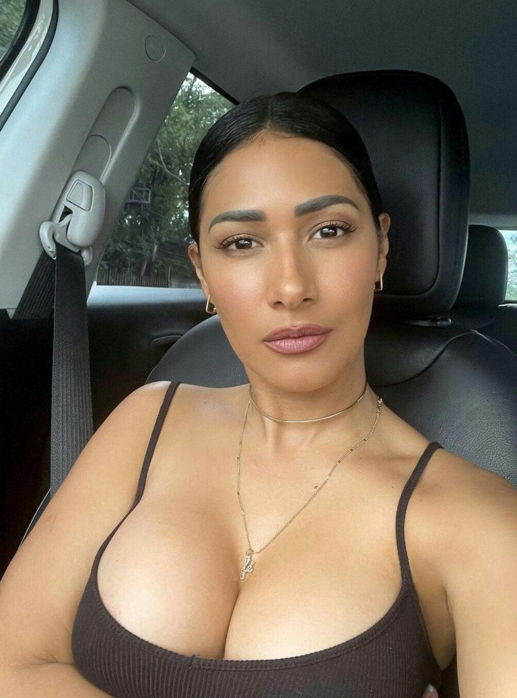 Simaria singer Naked