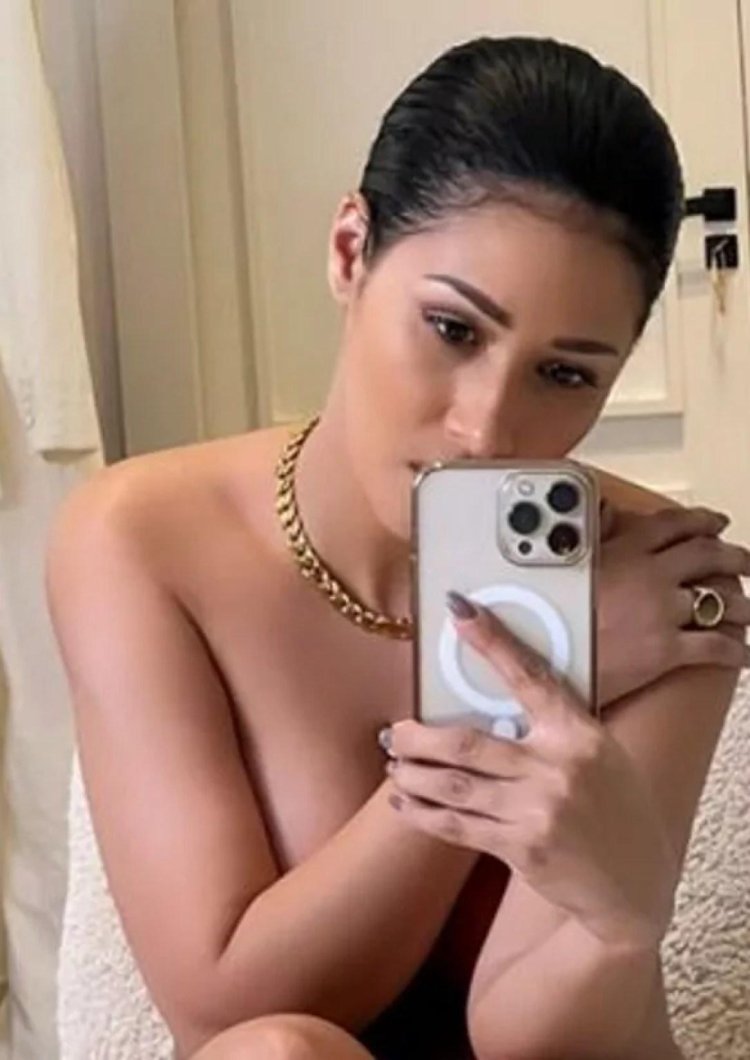 Simaria singer Naked